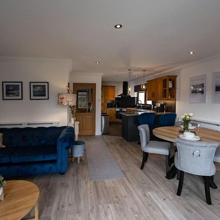 Canalside Apartment 포트 윌리엄 외부 사진
