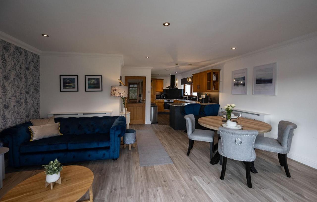 Canalside Apartment 포트 윌리엄 외부 사진