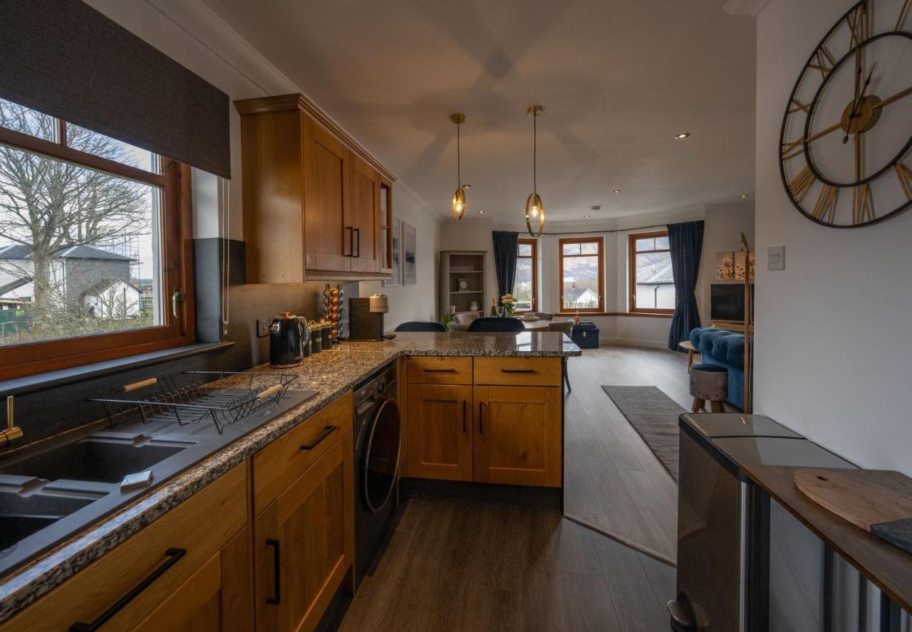 Canalside Apartment 포트 윌리엄 외부 사진